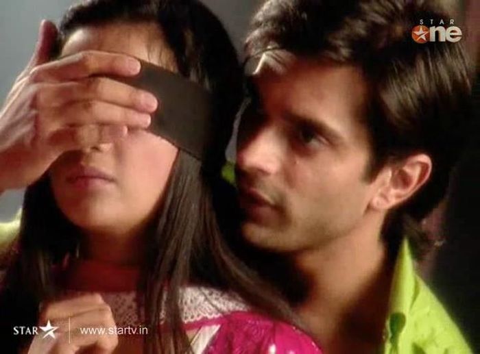 1 (71) - DILL MII GAYYE KaSh Random Caps