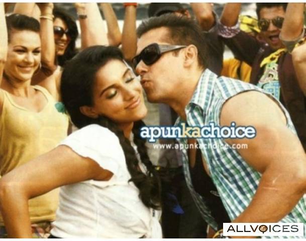 77047375-khan-kisses - SALMAN KHAN SI ASIN