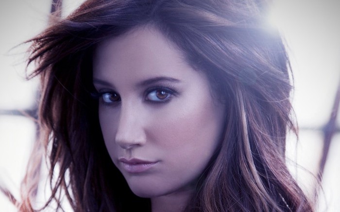 ashley_tisdale_1920_1200_sep142011