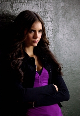 e - z - The Vampire Diaries