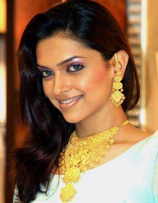 deepika-padukone-532760l-poza[1]