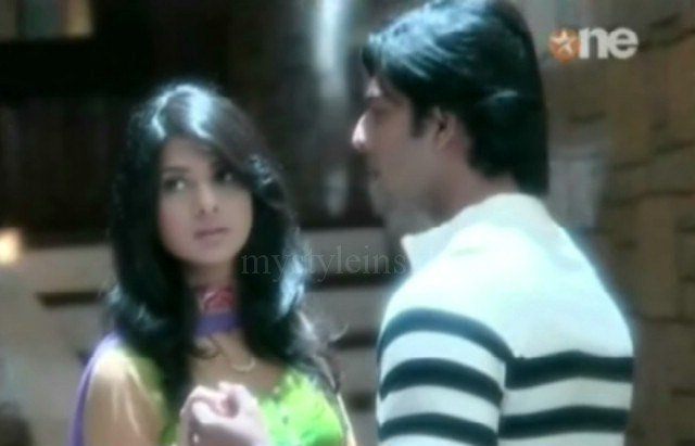 12321_364121017426_245579217426_3533329_7753238_n - xxDill Mill Gayye season 2xx