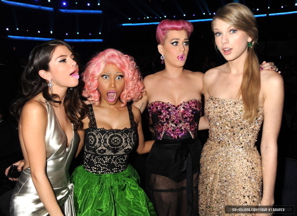 130 - 20 11 2011 American Music Awards