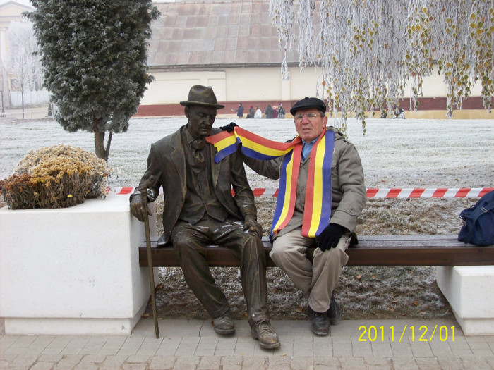 TRAIASCA  ROMANIA   MARE  .. - ALBA IULIA 1 DECEMBRIE 2011