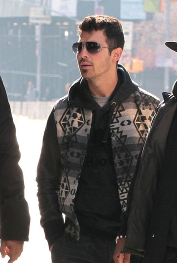 Joe+Jonas+Joe+Jonas+Out+Soho+6aeDi1crbJEl