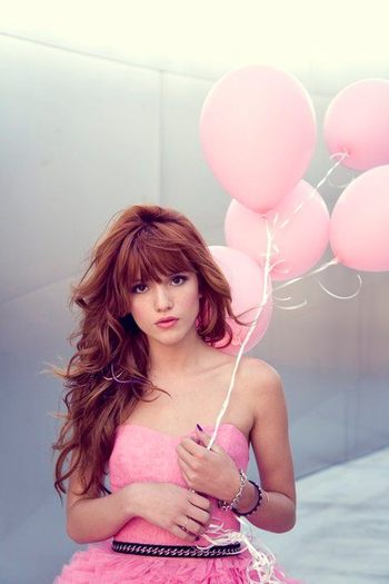 262006_210026839032589_119669298068344_536038_5911140_n - Bella Thorne