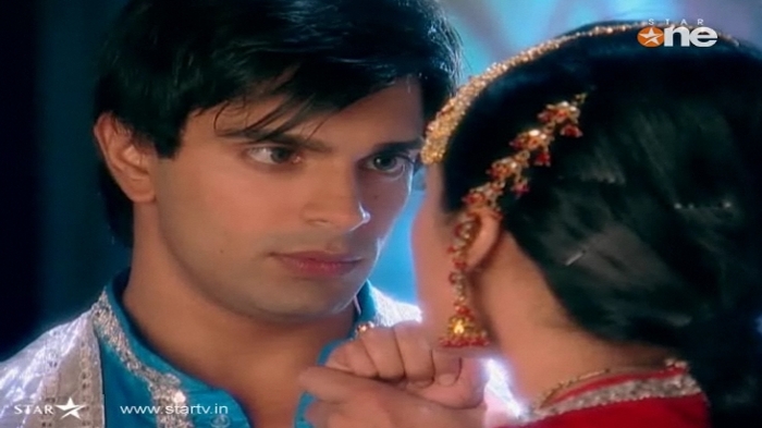 118 - DILL MILL GAYYE KaSh As AR Heer Ranjha Scene Caps By Me II