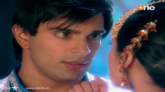 137 - DILL MILL GAYYE KaSh As AR Heer Ranjha Scene Caps By Me II