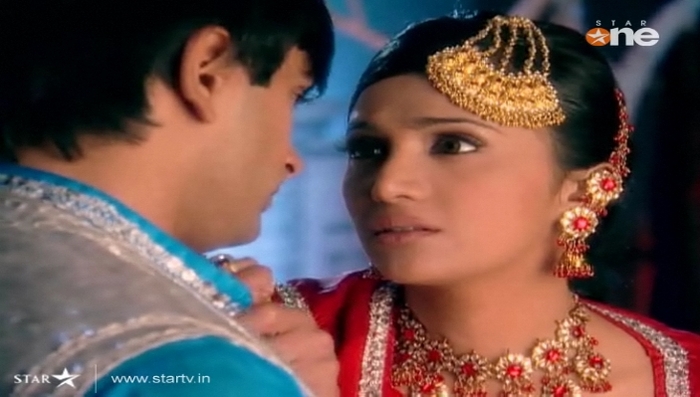 147 - DILL MILL GAYYE KaSh As AR Heer Ranjha Scene Caps By Me II