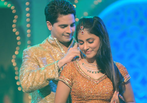 Hina & Karan in Love [2]