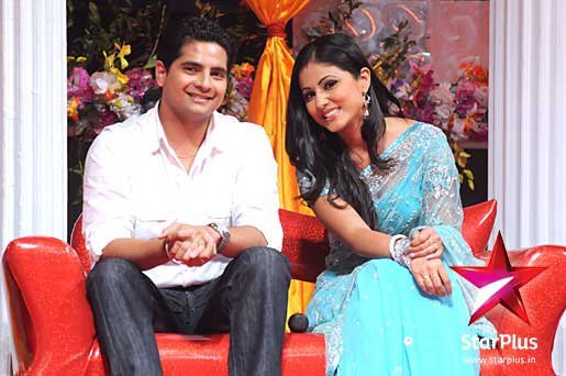 Hina & Karan in Love [8]