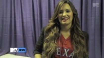 Demetria (54) - Demilush - Behind Performance At The World Series Captures