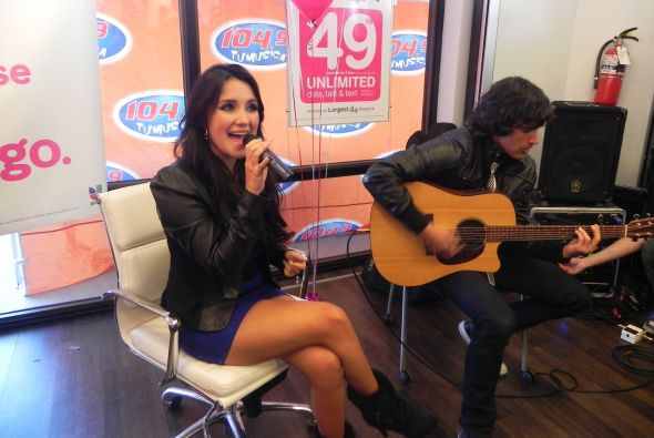 498565036 - 1-Dulce Maria en Meet Greet T-Mobile-1