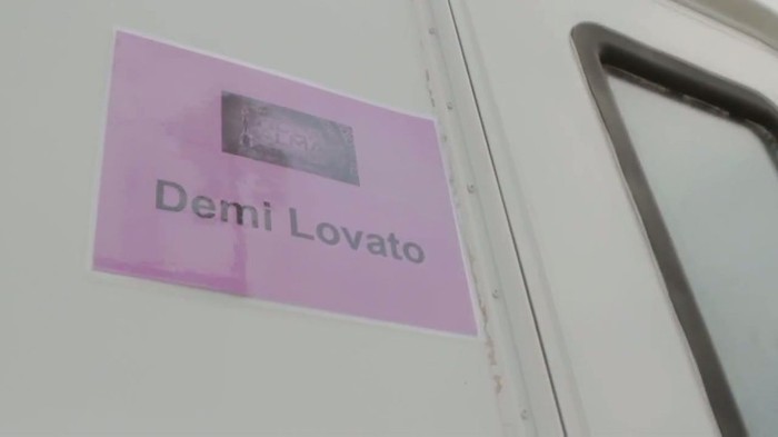 Demi Lovato - A Letter To My Fans... 159 - Demilush - A Letter To My Fans - Part oo1