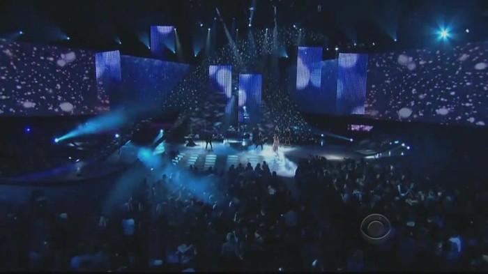 01 148 - Selena Gomez  A Year Without Rain Live at People Choice Awards 2011