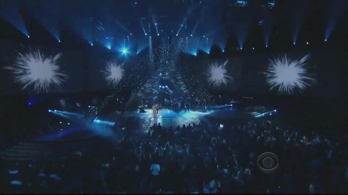 01 176 - Selena Gomez  A Year Without Rain Live at People Choice Awards 2011