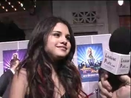 Selena Gomez at the Premiere for Hannah Montana Concert 095