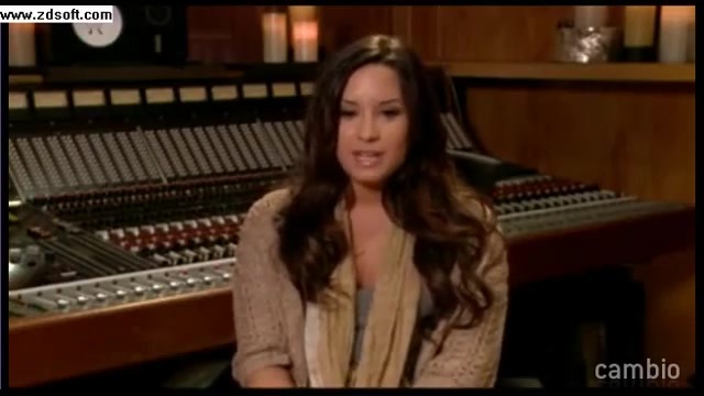 Demi Lovato - Live Chat - [Full] 00433