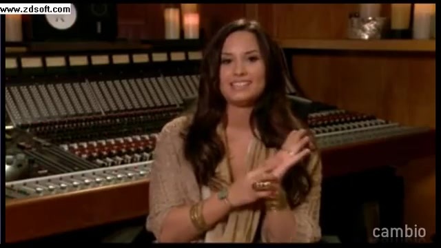 Demi Lovato - Live Chat - [Full] 01833