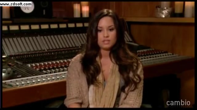 Demi Lovato - Live Chat - [Full] 03387