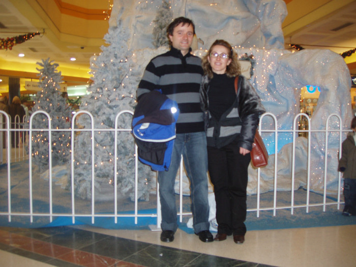 Madrid 12 2007; Estera Botanel & Ionel Nistor, cumparaturi pentru logodna...
