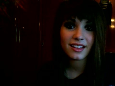 checkin\' in! 096 - Demilush - Therealdemilovato Youtube Channel Screencaptures - Checkin in 1