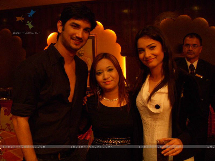 149901-sushant-ankita-after-zee-nite-malaysian-2010