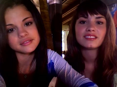 demi and selena response!! 752