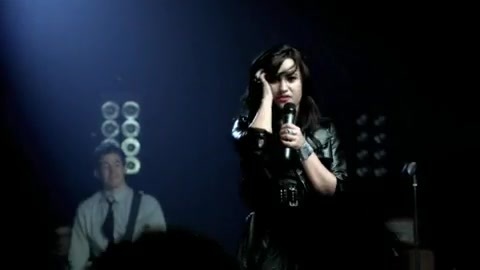 Demi Lovato - Behind the Scenes - Here We Go Again 3710