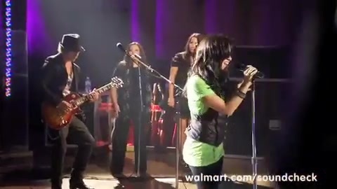 Demi Lovato - Remember December - Walmart Souncheck 257