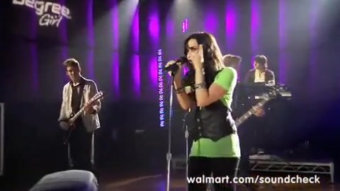 Demi Lovato - Remember December - Walmart Souncheck 450