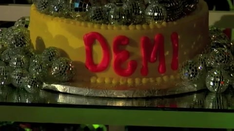 Demi Lovato 17th Birthday Party 078 - Demilush - 17th Birthday Party Part oo1