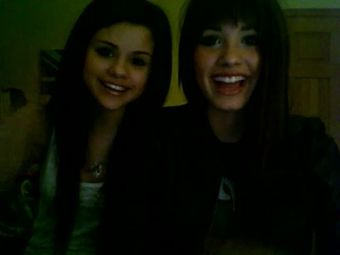 Demi Lovato and Selena Gomez vlog 1087 - Demilush and Selena Gomez Vlog Part oo3