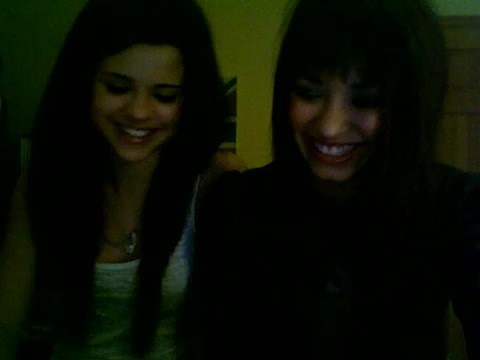 Demi Lovato and Selena Gomez vlog 1590 - Demilush and Selena Gomez Vlog Part oo4