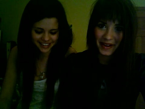 Demi Lovato and Selena Gomez vlog 1694