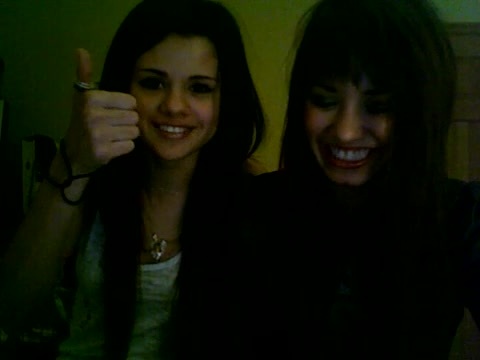 Demi Lovato and Selena Gomez vlog 1722