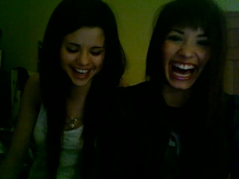 Demi Lovato and Selena Gomez vlog 1729