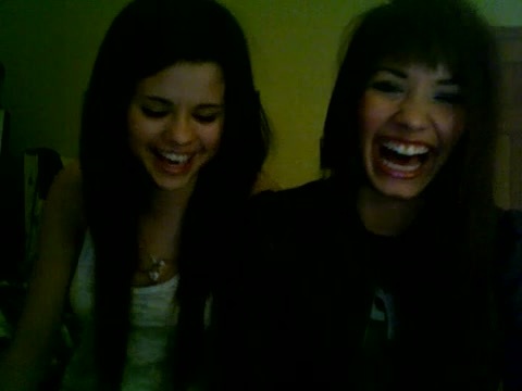 Demi Lovato and Selena Gomez vlog 1730