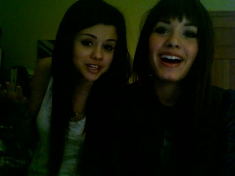 Demi Lovato and Selena Gomez vlog 2200