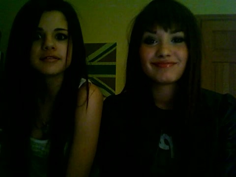 Demi Lovato and Selena Gomez vlog 4306 - Demilush and Selena Gomez Vlog Part oo9