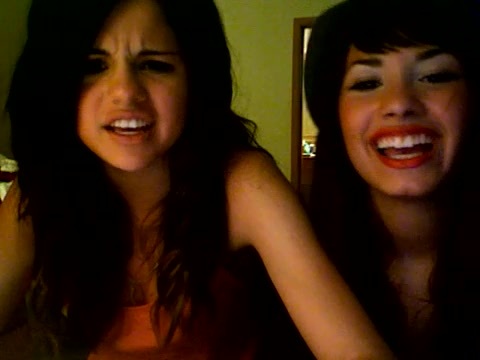 demi lovato and selena gomez with SPECIAL GUEST!!! 1568 - Demilush and selena gomez with Special Guest Part oo4