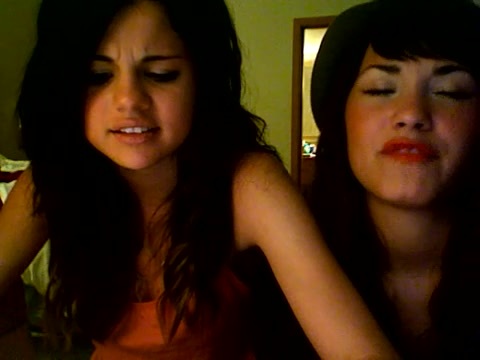 demi lovato and selena gomez with SPECIAL GUEST!!! 1590 - Demilush and selena gomez with Special Guest Part oo4