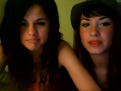 demi lovato and selena gomez with SPECIAL GUEST!!! 1814