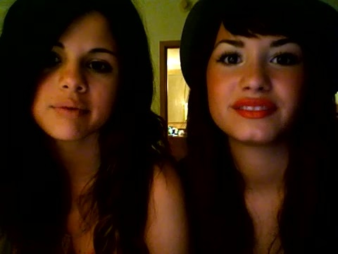 demi lovato and selena gomez with SPECIAL GUEST!!! 847