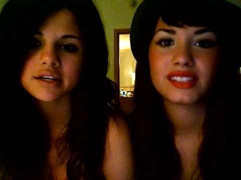 demi lovato and selena gomez with SPECIAL GUEST!!! 851