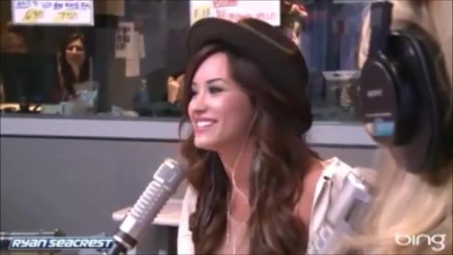 Demi Lovato\'s Interview with Ryan Seacrest -Skyscraper premier [Full] 0566