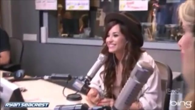 Demi Lovato\'s Interview with Ryan Seacrest -Skyscraper premier [Full] 1110 - Demilu Interview with Ryan Seacrest -Skyscraper premier Part oo2