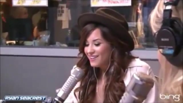 Demi Lovato\'s Interview with Ryan Seacrest -Skyscraper premier [Full] 1118 - Demilu Interview with Ryan Seacrest -Skyscraper premier Part oo2