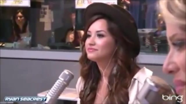 Demi Lovato\'s Interview with Ryan Seacrest -Skyscraper premier [Full] 0740