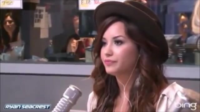 Demi Lovato\'s Interview with Ryan Seacrest -Skyscraper premier [Full] 0776